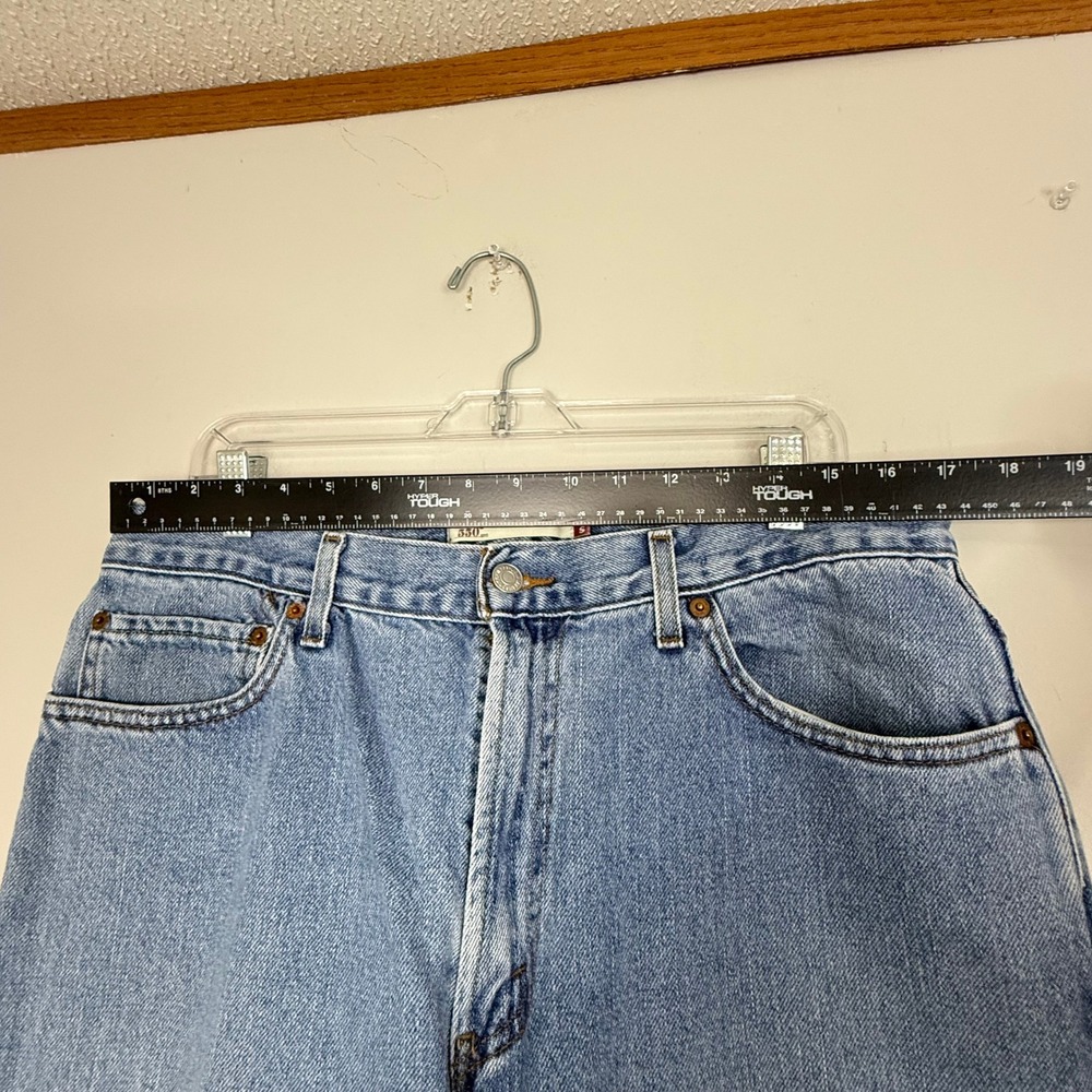 Vintage Levi's Jeans Mens 35x30 550 Relaxed Fit Light Wash Denim Tapered Leg - Picture 4 of 8